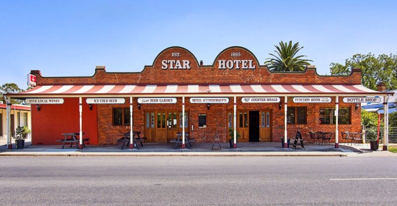 Barnawatha Pub Star Hotel